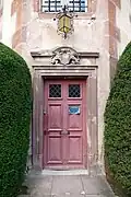 Porte d'accès de la tourelle d'escalier.