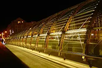 La passerelle de nuit[41].