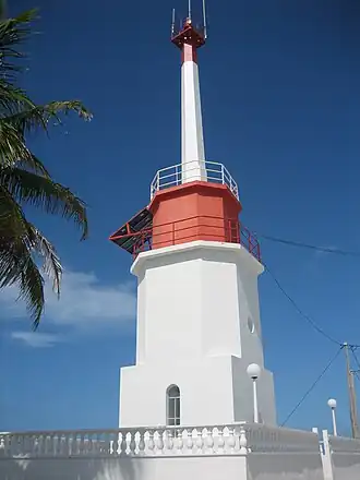 Phare de Makemo.