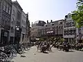 La Plaats, place commerçante en face de la Binnenhof.
