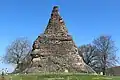 La pyramide de Couhard.