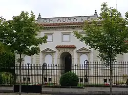 Image illustrative de l'article Champagne G.H. Mumm