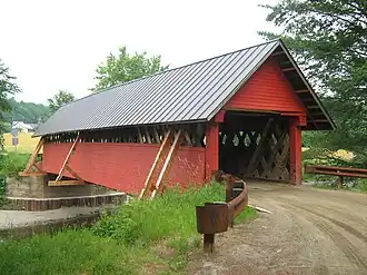 Pont couvert du chemin River