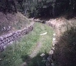 La tranchée de Pont-de-Frappe (au sud-est de Forest-Saint-Julien).