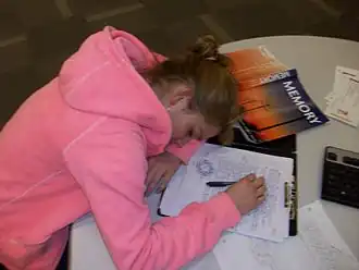 Description de l'image Sleeping while studying.JPG.