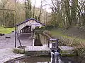 Le lavoir à Fontaine-la-Louvet.