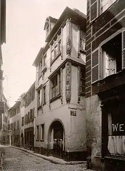 1910