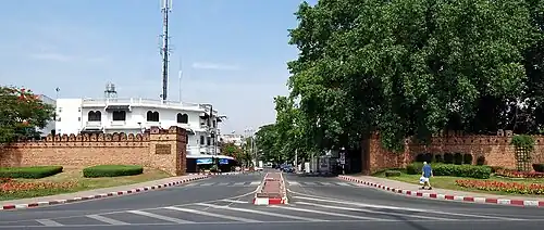 Porte Suan Dok à l'Ouest.