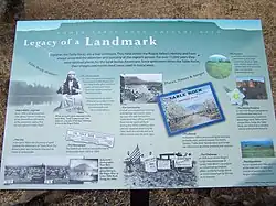 Panneau éducatif intitulé « Legacy of a landmark ».