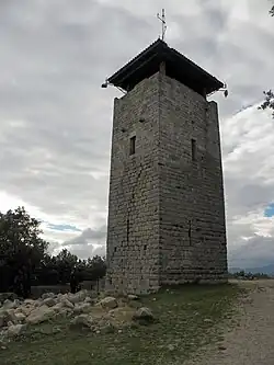 La tour.