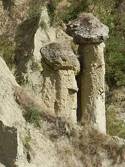 Cheminées de fée.