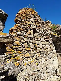 Une partie du mur ouest de Saint-Félix de Ropidera