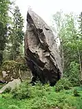 Junker Jägares sten, un bloc erratique de 15&nbsp;m de haut[S 6].