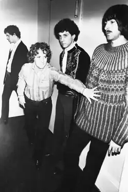 Photographie en pied du Velvet Underground par Billy Name.
