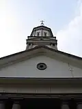 Vue du clocher depuis l'extrémité est de la cathédrale.