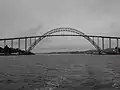 Pont menant à l'île de Karmøy