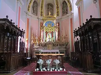Le chœur.