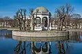 La Luigetiik&nbsp;(et), étang artificiel dans le parc de Kadriorg. Avril 2022.
