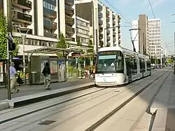 Aménagement d'une station standard de la ligne, Les Cholettes, avec son mobilier de station conçu par l'architecte Jean-Michel Wilmotte.