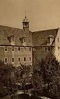 Photographie ancienne du couvent de la Charité