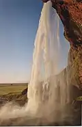 Seljalandsfoss vue de côté.