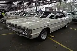 Dodge Phoenix DG toit rigide (roues non standard)