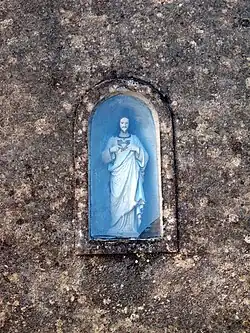 Niche façade nord.