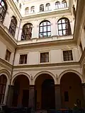 Cour
