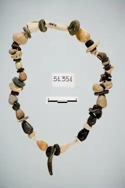 Collier de coquillages (culture d'El Argar)