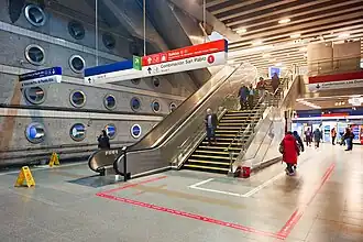Interieur de la station.