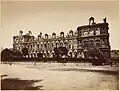 L'Hôtel de ville de Paris détruit par les combats en 1871.
