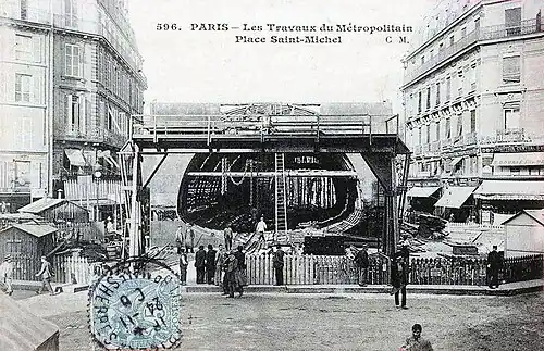 Fonçage de la station Saint-Michel.