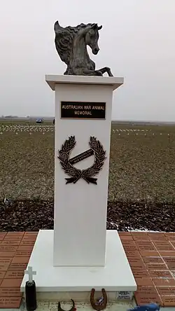 Espace mémoriel à Pozières.
