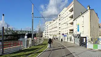 La rue Brise-Échalas et le canal Saint-Denis.