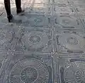 Sol en fonte de l'église.
