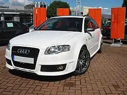 RS4 avec finition de style White.