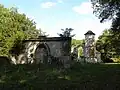 Vestiges de la façade de l'église
