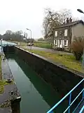 Écluse 24 du canal entre Champagne et Bourgogne.