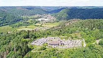 Le bourg de Faucogney en arrière-plan.