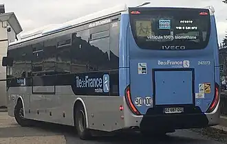 Iveco Crossway Line Natural Power n°247073 sur la ligne 7709 en gare du Val d'Europe.