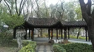 Le pavillon jumeau.