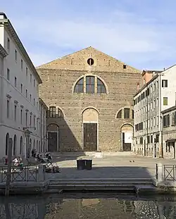 L'église San Lorenzo qui donne le nom au Rio éponyme au premier plan