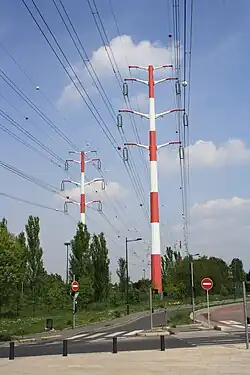 Description de cette image, également commentée ci-après