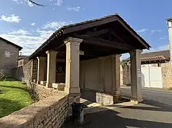 Le lavoir des Miolands.