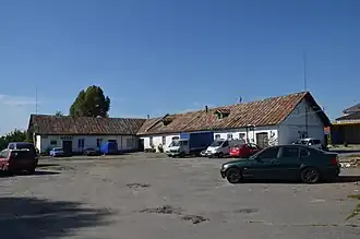étables[5],[6].