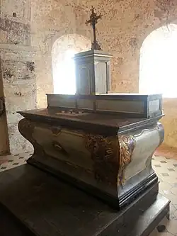 Autel de l'église.
