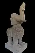 Éléphant-lion (gajasimha). Tháp Mắm. Circa XIIe – XIIIe&nbsp;siècles. Grès. H. 214&nbsp;cm.