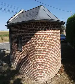 Vue arrière de la chapelle.