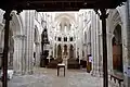 La nef de la collégiale.