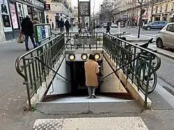 L'accès no&nbsp;4, « Rue Oberkampf ».